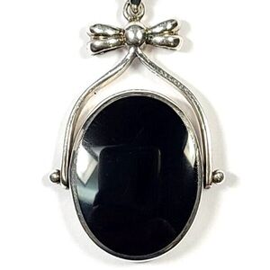 Sterling silver black onyx and mother of pearl pendant